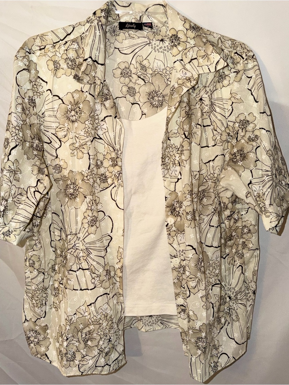 VTG Tapestry floral short sleeve button-down w/built in inner tank